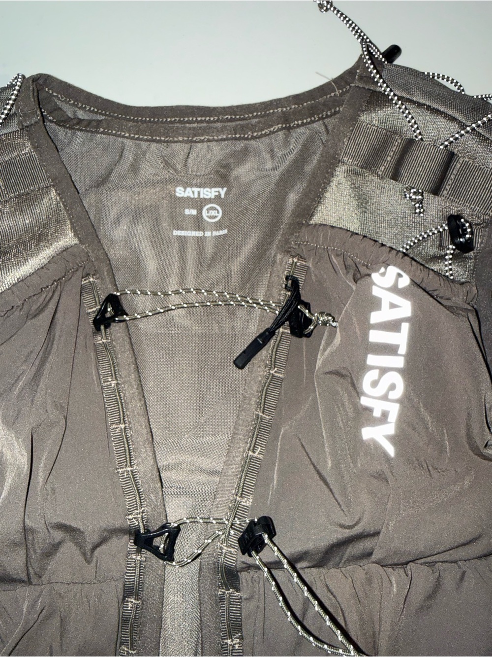 SATISFY RUNNING vest - Picture 2 of 9